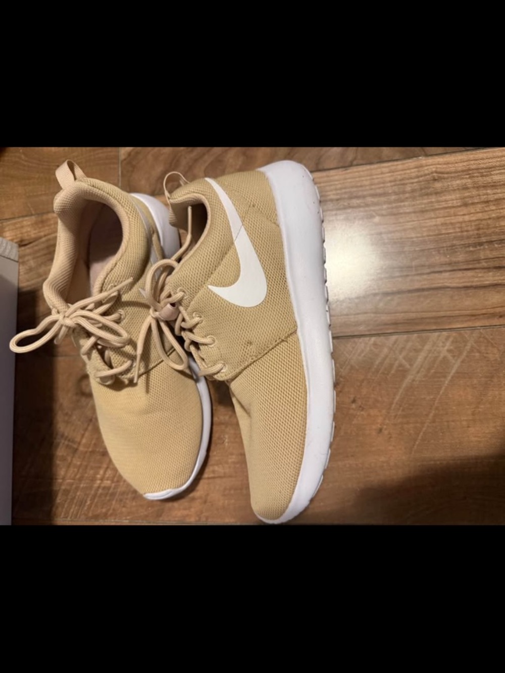 Nike Roshe women’s